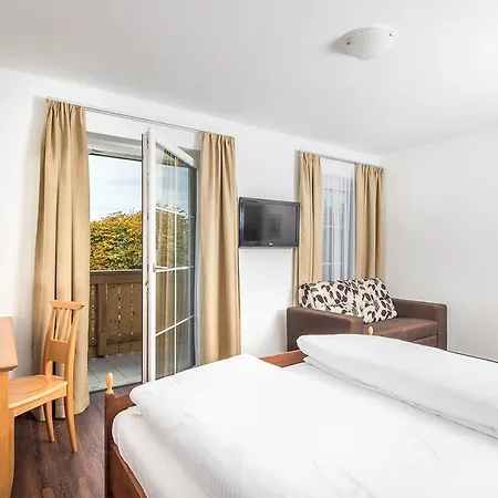 & Restaurant Rupertigau מלון וואלס