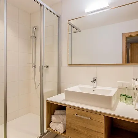 & Restaurant Rupertigau מלון וואלס